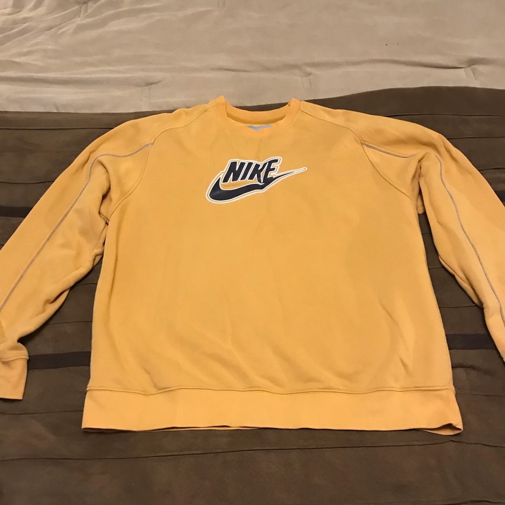 Nike sweatshirt